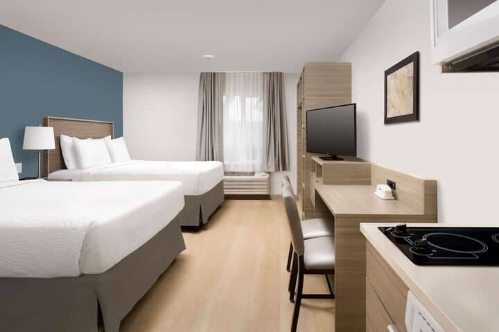 Room 13 of 26